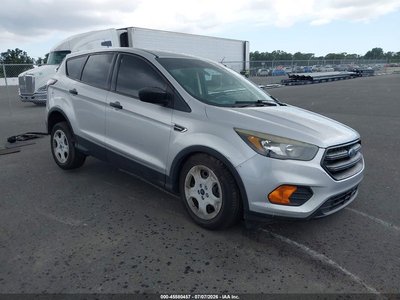 1FMCU0F70JU****** 2018 Ford Escape