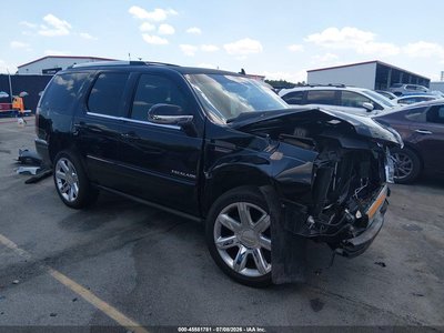 1GYS3CEF5DR****** 2013 Cadillac Escalade