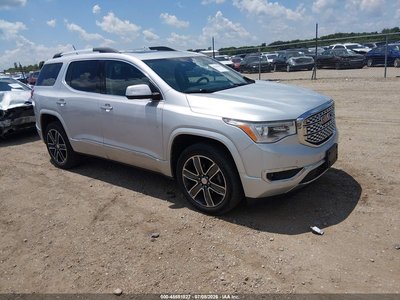 1GKKNPLS4HZ****** 2017 GMC Acadia