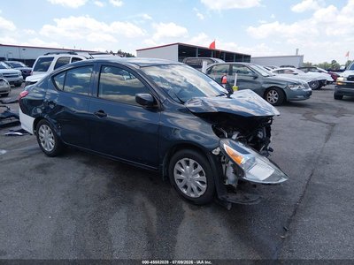 3N1CN7AP4HL****** 2017 Nissan Versa