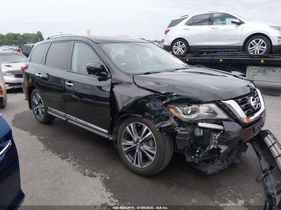 2017 Nissan Pathfinder