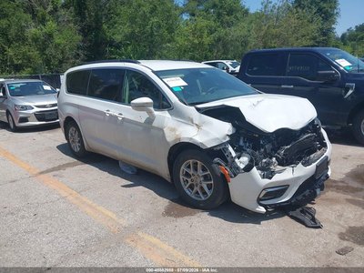 2C4RC1BG6NR****** 2022 Chrysler Pacifica