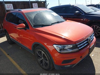 3VV2B7AXXKM****** 2019 Volkswagen Tiguan