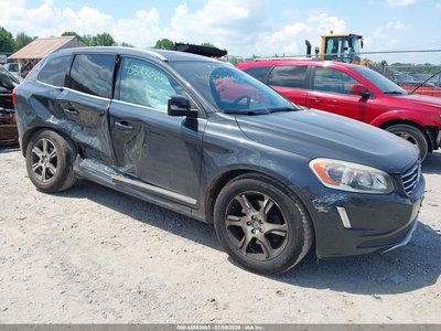 2015 Volvo XC60