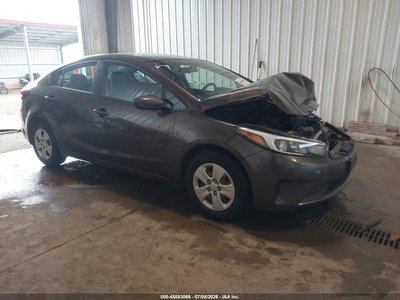 3KPFL4A70HE****** 2017 Kia Forte