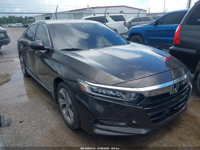 1HGCV1F51JA****** 2018 Honda Accord