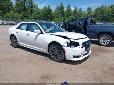 2018 Chrysler 300