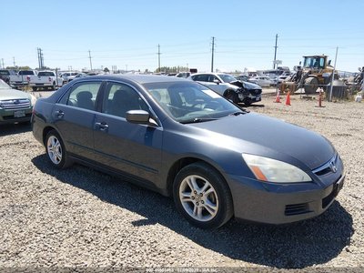 1HGCM56856A****** 2006 Honda Accord