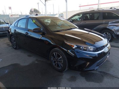 3KPF24AD9RE****** 2024 Kia Forte