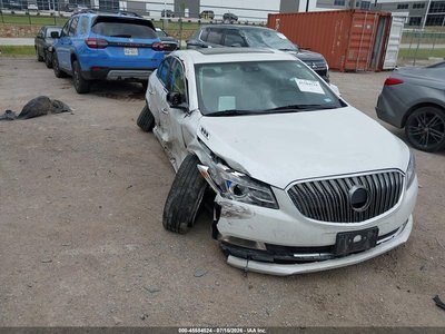 1G4GD5G3XGF****** 2016 Buick LaCrosse