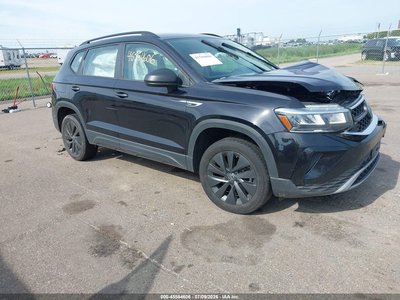 3VV5X7B20RM****** 2024 Volkswagen Taos