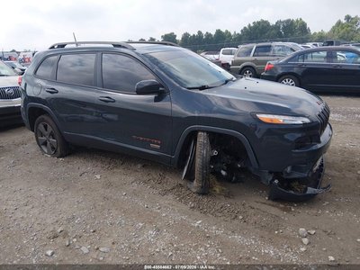 1C4PJMCB0HW****** 2017 Jeep Cherokee