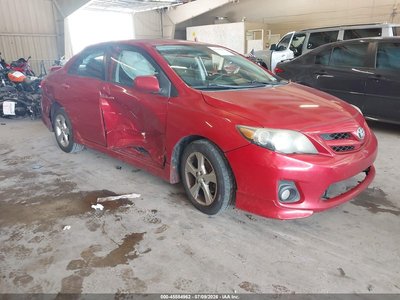 5YFBU4EE8DP****** 2013 Toyota Corolla