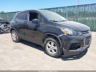 KL7CJNSM5NB****** 2022 Chevrolet Trax