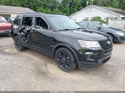 2019 Ford Explorer