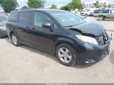 5TDKK3DC7GS****** 2016 Toyota Sienna
