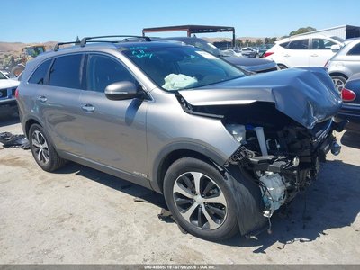 5XYPHDA5XJG****** 2018 Kia Sorento