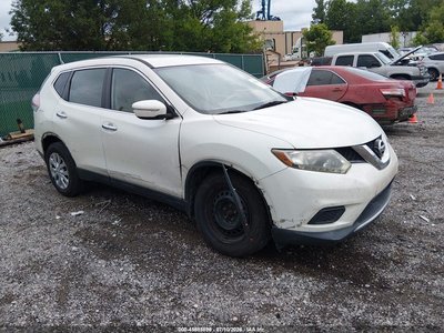 5N1AT2MVXFC****** 2015 Nissan Rogue