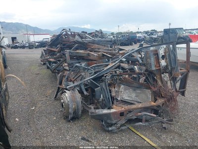 5B4MP67G243****** 2004 Workhorse W22
