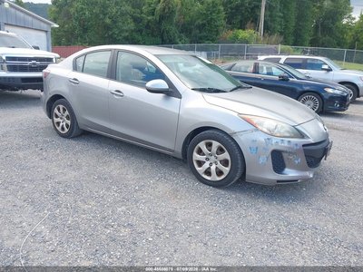 JM1BL1TG0D1****** 2013 Mazda 3