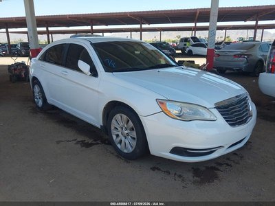 1C3CCBAB4EN****** 2014 Chrysler 200