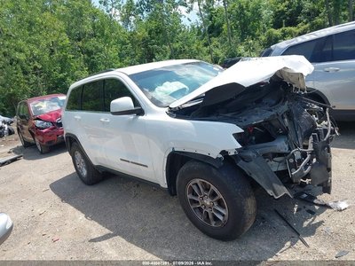 1C4RJEAG7JC****** 2018 Jeep Grand Cherokee