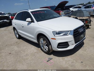 WA1BFCFS3GR****** 2016 Audi Q3
