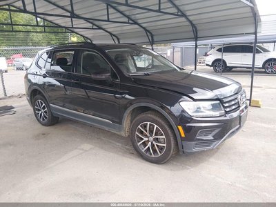 3VV2B7AXXMM****** 2021 Volkswagen Tiguan