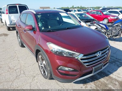 KM8J33A22HU****** 2017 Hyundai Tucson