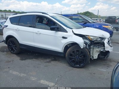 1FMCU0GD3JU****** 2018 Ford Escape