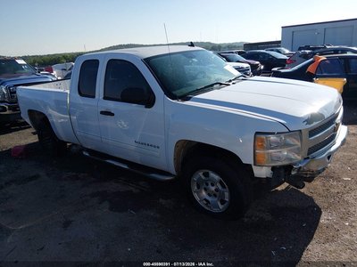 1GCRCSE0XDZ****** 2013 Chevrolet Silverado 1500