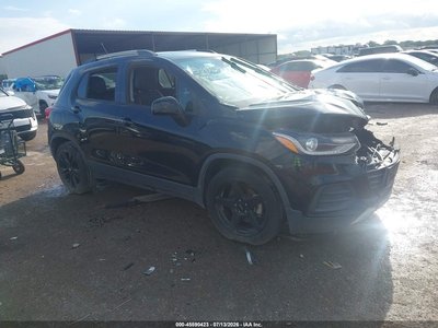 3GNCJLSB8LL****** 2020 Chevrolet Trax