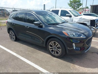 1FMCU0H63NU****** 2022 Ford Escape
