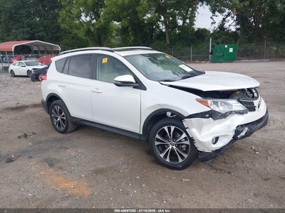 2T3YFREV9FW****** 2015 Toyota RAV4