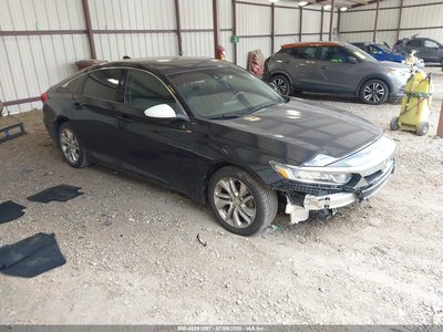 1HGCV1F11JA****** 2018 Honda Accord