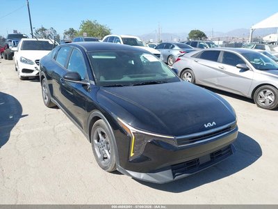 2025 Kia K4