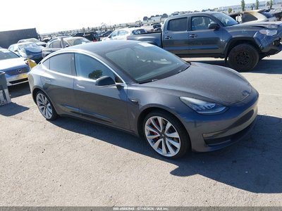 5YJ3E1EB8KF****** 2019 Tesla Model 3