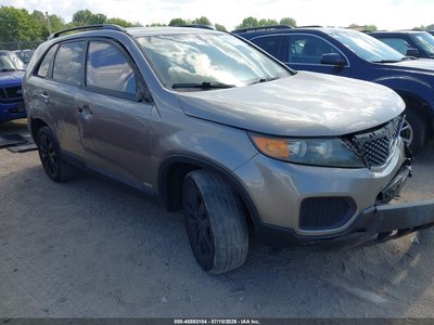 5XYKTDA28BG****** 2011 Kia Sorento