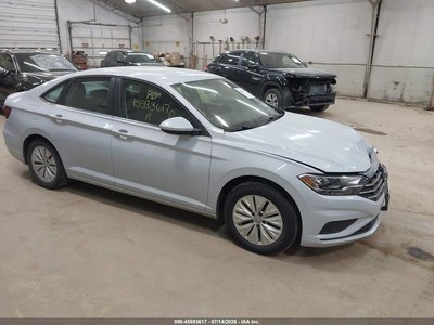 3VWC57BU5KM****** 2019 Volkswagen Jetta