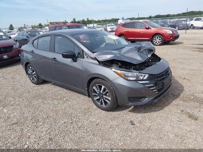 2025 Nissan Versa