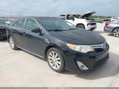 2013 Toyota Camry Hybrid
