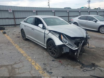 5NPE34AB8JH****** 2018 Hyundai Sonata