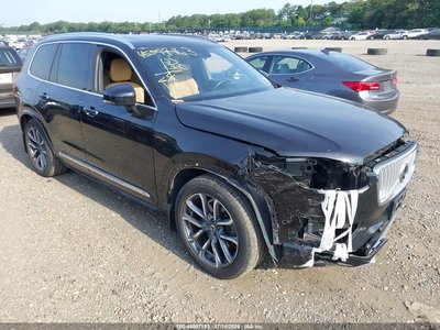 2017 Volvo XC90