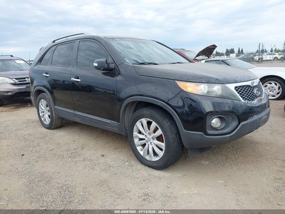 5XYKU4A2XBG****** 2011 Kia Sorento