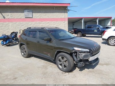 1C4PJMCS5GW****** 2016 Jeep Cherokee