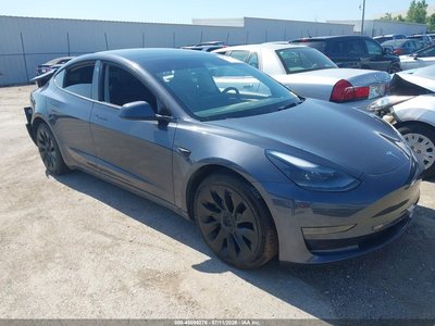 5YJ3E1EA5NF****** 2022 Tesla Model 3
