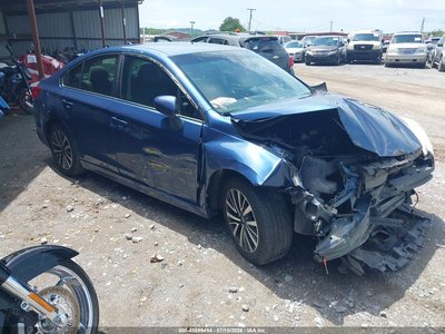 4S3BNAF67K3****** 2019 Subaru Legacy