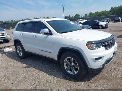 1C4RJFBG4JC****** 2018 Jeep Grand Cherokee