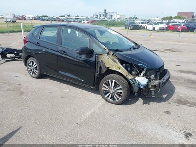 3HGGK5H0XJM****** 2018 Honda Fit