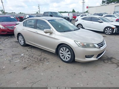 1HGCR2F88EA****** 2014 Honda Accord